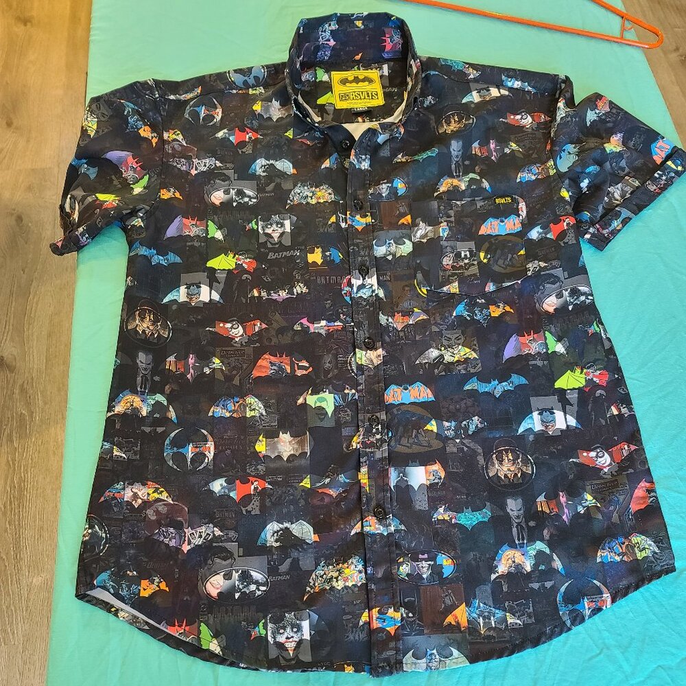 RSVLTS Batman Men's Large Button Down Shirt